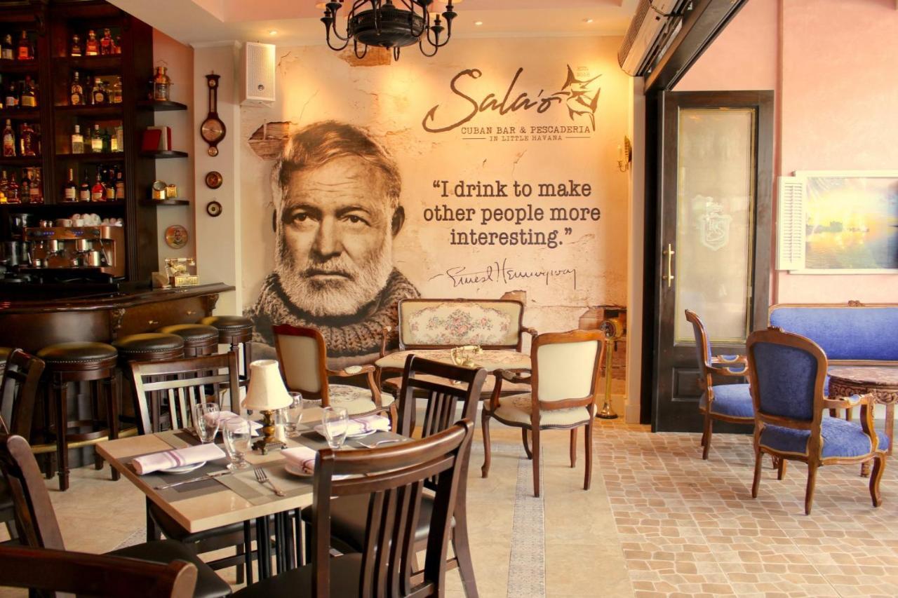 Private Loft In The Heart Of Little Havana Miami Bagian luar foto